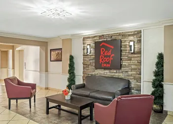 Red Roof Inn Etowah - Athens, TN hotel thumbnail 2