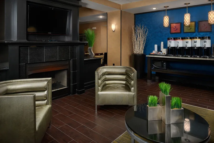 Hampton Inn & Suites Mt. Juliet hotel detail image 2