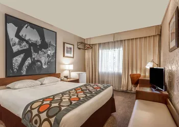 Super 8 by Wyndham Duncan hotel thumbnail 8