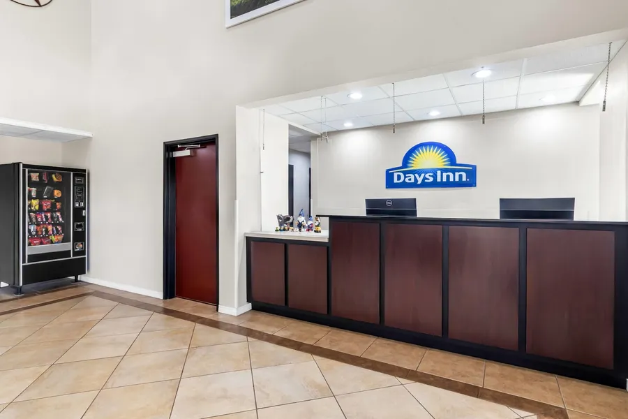 Days Inn by Wyndham Rockdale Texas hotel detail image 2
