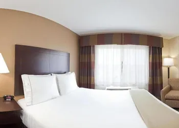 HOLIDAY INN EXPRESS & SUITES ZANESVILLE NORTH by IHG hotel thumbnail 6