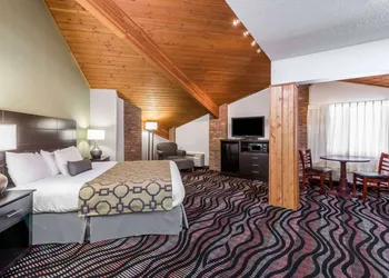 Baymont by Wyndham Cambridge hotel thumbnail 3