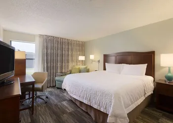 Hampton Inn Zanesville hotel thumbnail 7