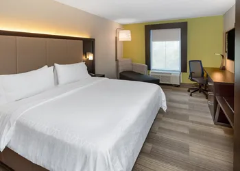 Holiday Inn Express Minden by IHG hotel thumbnail 2