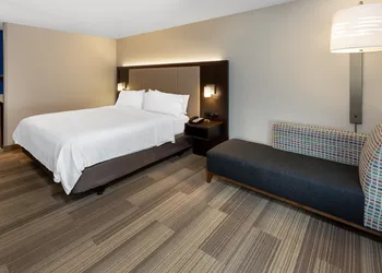 Holiday Inn Express Minden by IHG hotel thumbnail 5