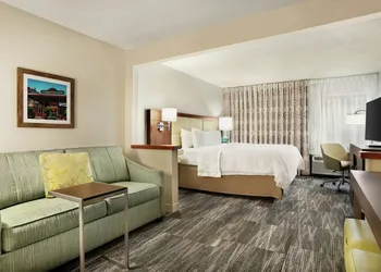 Hampton Inn Findlay hotel thumbnail 7