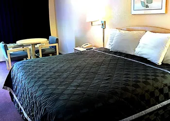 Rodeway Inn Findlay University Area hotel thumbnail 4