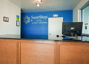 SureStay Hotel by Best Western Findlay hotel thumbnail 2