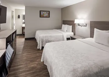 SureStay Hotel by Best Western Findlay hotel thumbnail 4
