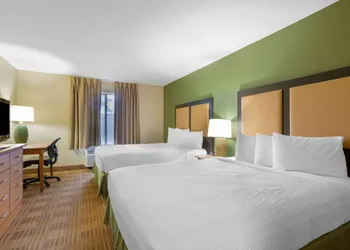 Studio 6 Extended Stay Findlay Tiffin Avenue OH hotel thumbnail 3