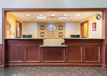 Comfort Suites Findlay I-75 near Sports Complex hotel thumbnail 2