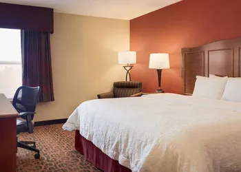 Hampton Inn Shawnee hotel thumbnail 8