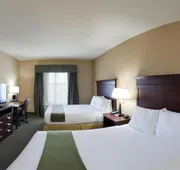 Holiday Inn Express Hotel & Suites POTEAU by IHG hotel detail image 4