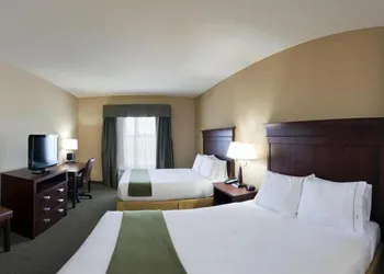 Holiday Inn Express Hotel & Suites POTEAU by IHG hotel thumbnail 4