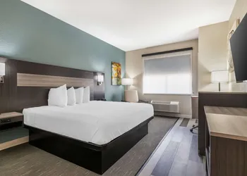 Best Western Prime Inn & Suites hotel thumbnail 4
