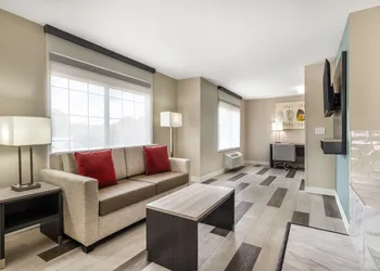 Best Western Prime Inn & Suites hotel thumbnail 8