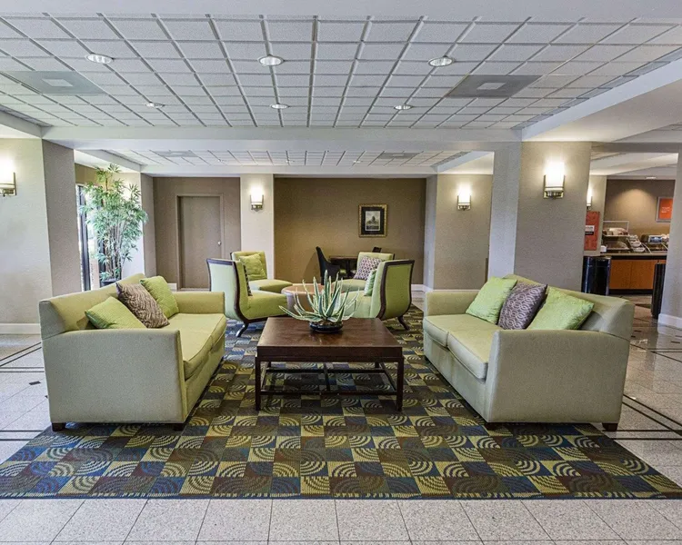 Comfort Inn & Suites Southwest Fwy at Westpark hotel detail image 6