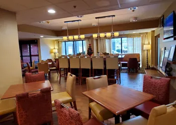 Hampton Inn Hillsville hotel thumbnail 2
