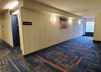 Hampton Inn Hillsville hotel thumbnail 4
