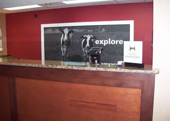 Hampton Inn Hillsville hotel thumbnail 5