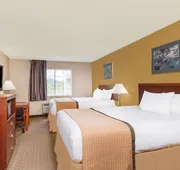 Days Inn by Wyndham Norton hotel detail image 3