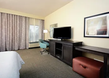 Hampton Inn Martinsville hotel thumbnail 8