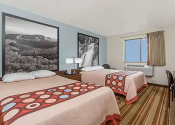 Super 8 by Wyndham Danville VA hotel thumbnail 6