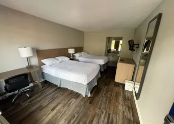 Rodeway Inn Owensboro South hotel thumbnail 8