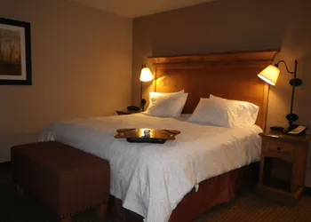 Hampton Inn & Suites Buffalo hotel thumbnail 6