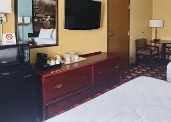 Econo Lodge Chillicothe hotel thumbnail 5