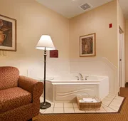 Best Western Wapakoneta Inn hotel detail image 7