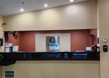 Quality Inn Wheelersburg hotel thumbnail 2