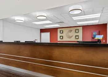 Comfort Suites Milledgeville hotel thumbnail 5