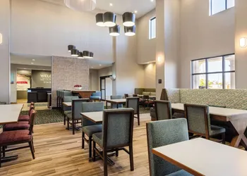 Hampton Inn & Suites Woodward hotel thumbnail 2