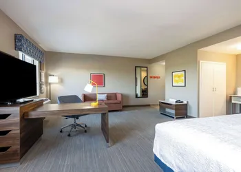Hampton Inn & Suites Woodward hotel thumbnail 6