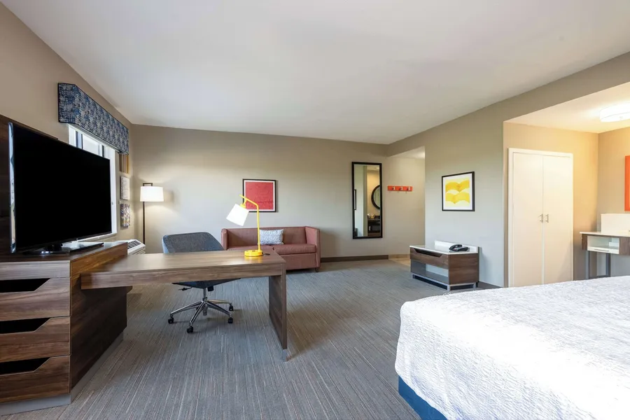 Hampton Inn & Suites Woodward hotel detail image 6