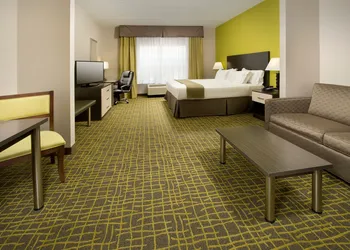 Holiday Inn Express & Suites, Caryville by IHG hotel thumbnail 3