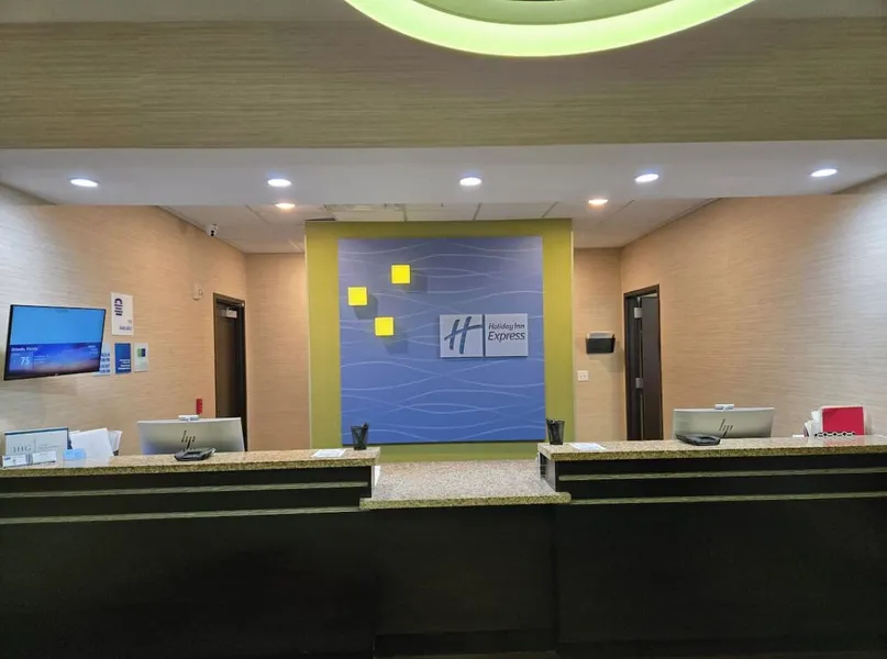Holiday Inn Express & Suites Orlando East - UCF Area by IHG hotel detail image 2