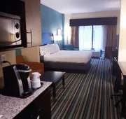 Holiday Inn Express & Suites Orlando East - UCF Area by IHG hotel detail image 4