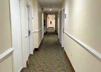 Ozone Inn & Suites hotel thumbnail 3