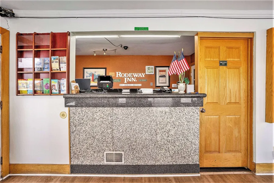 Rodeway Inn Grand Haven hotel detail image 2