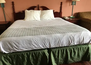 Americas Best Value Inn Marion, IL hotel thumbnail 3