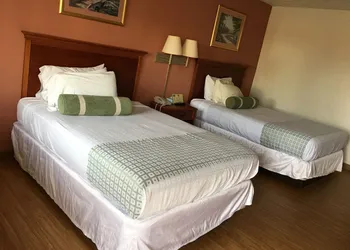 Americas Best Value Inn Marion, IL hotel thumbnail 6