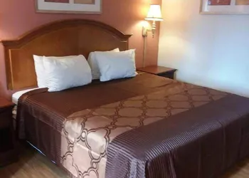 Americas Best Value Inn Marion, IL hotel thumbnail 8