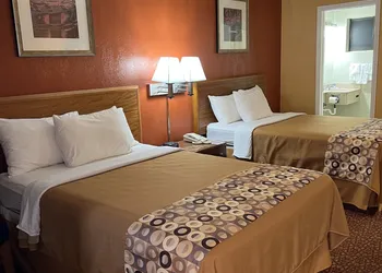 Executive Inn hotel thumbnail 3