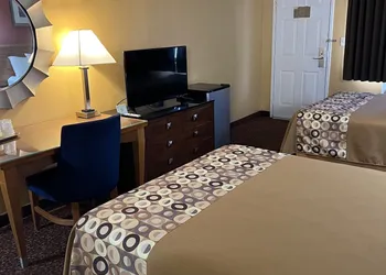Executive Inn hotel thumbnail 7