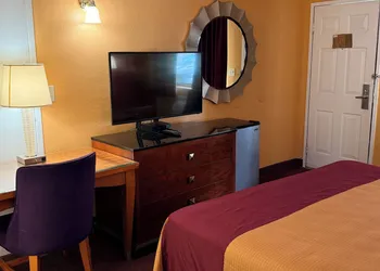 Executive Inn hotel thumbnail 8