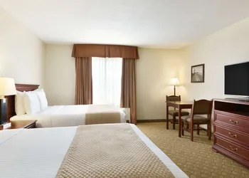 Days Inn by Wyndham Dawson Creek hotel thumbnail 7