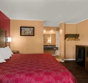 Econo Lodge Cornersville I-65 hotel detail image 7