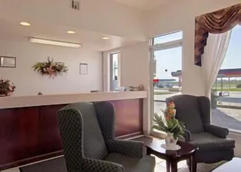 Days Inn by Wyndham Okemah hotel thumbnail 3